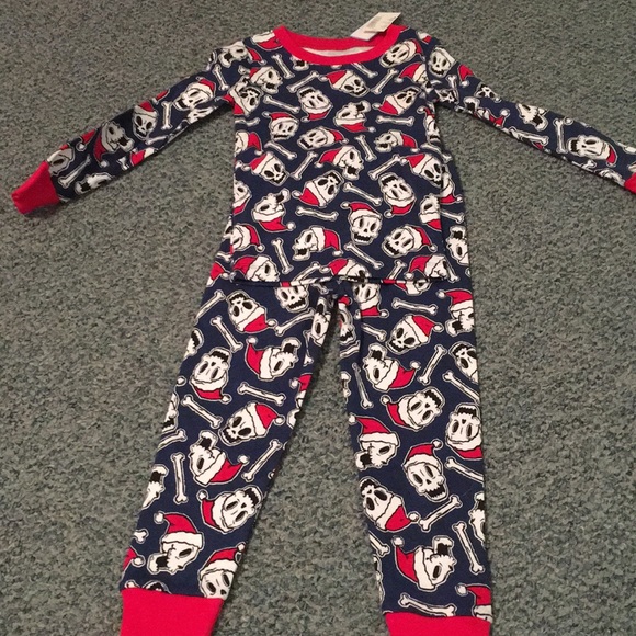 NWT The Childrens Place Dinosaur Skeleton Boys Short Sleeve Pajamas Set